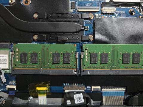 Ставим SSD и добавляем память